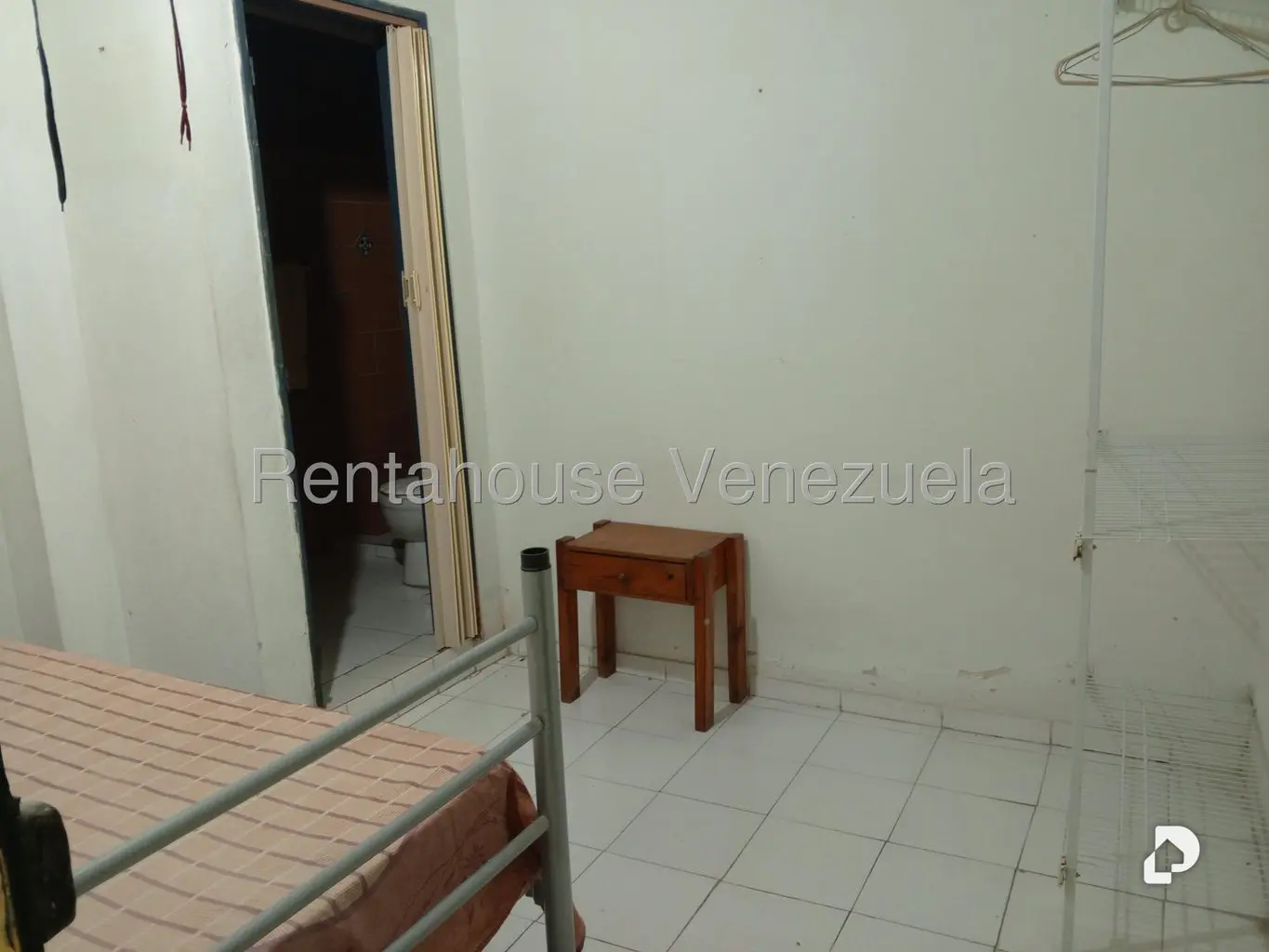 Casa en Los Rosales, Caracas – 18