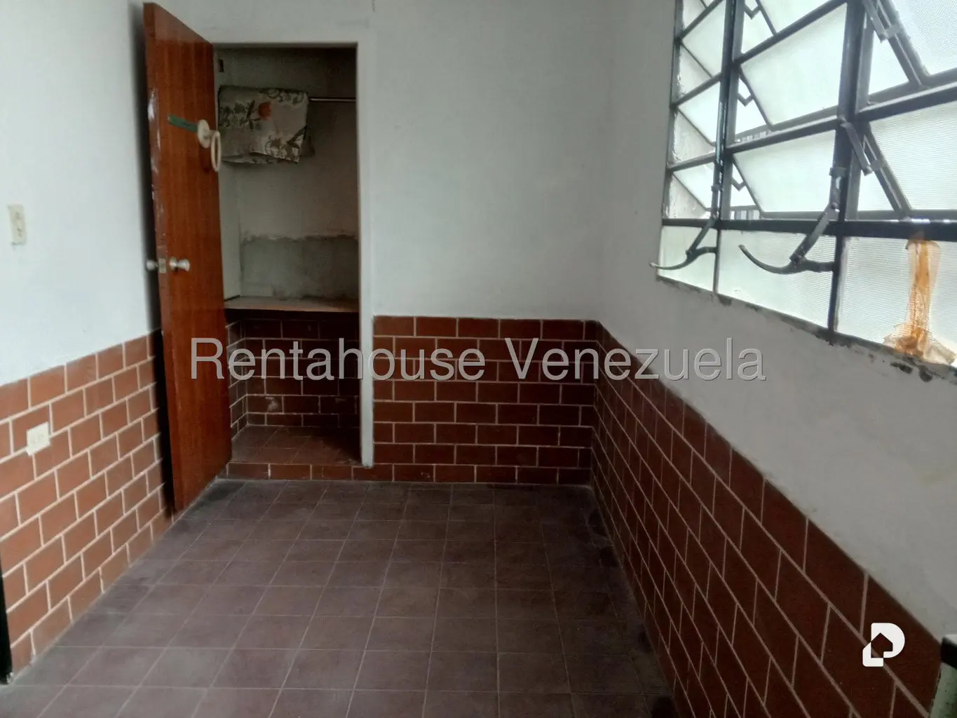 Casa en Los Rosales, Caracas – 11