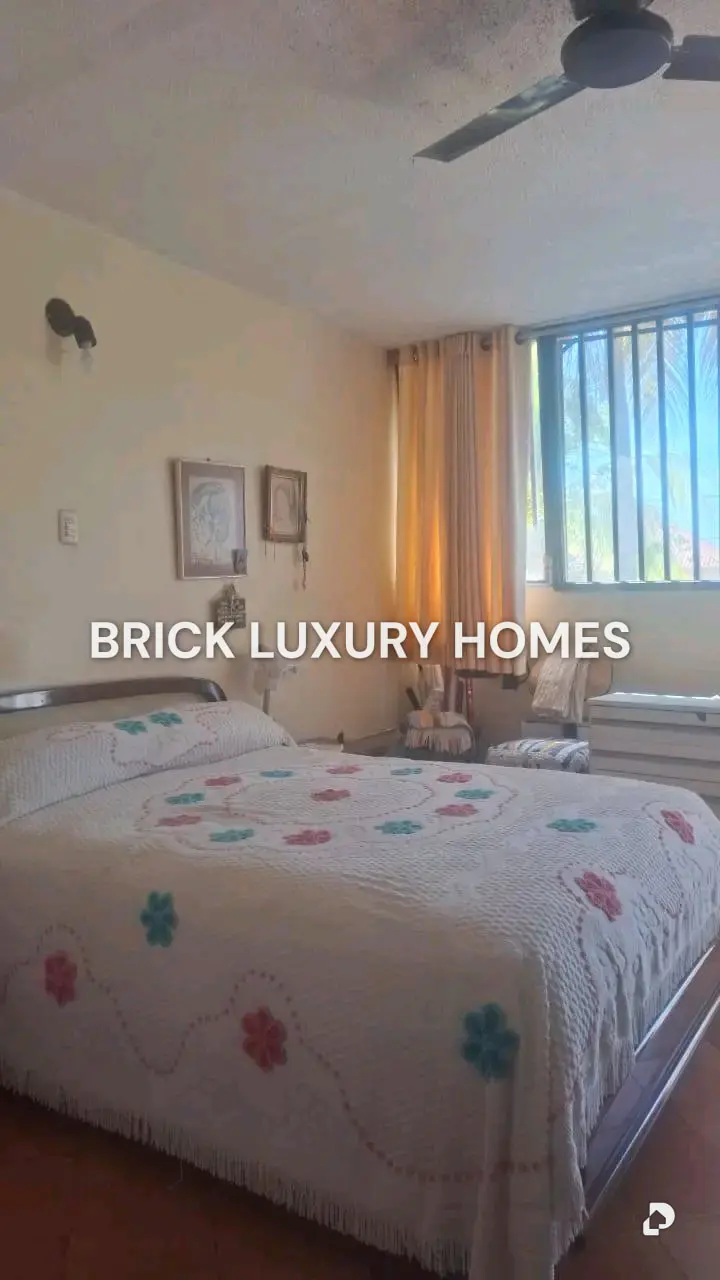 Townhouse en Complejo Turístico El Morro, Lechería – 9