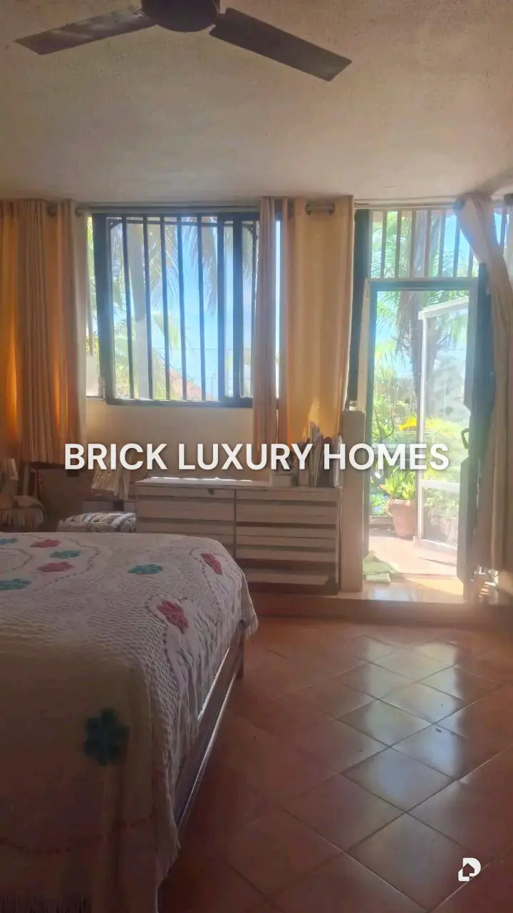 Townhouse en Complejo Turístico El Morro, Lechería – 8