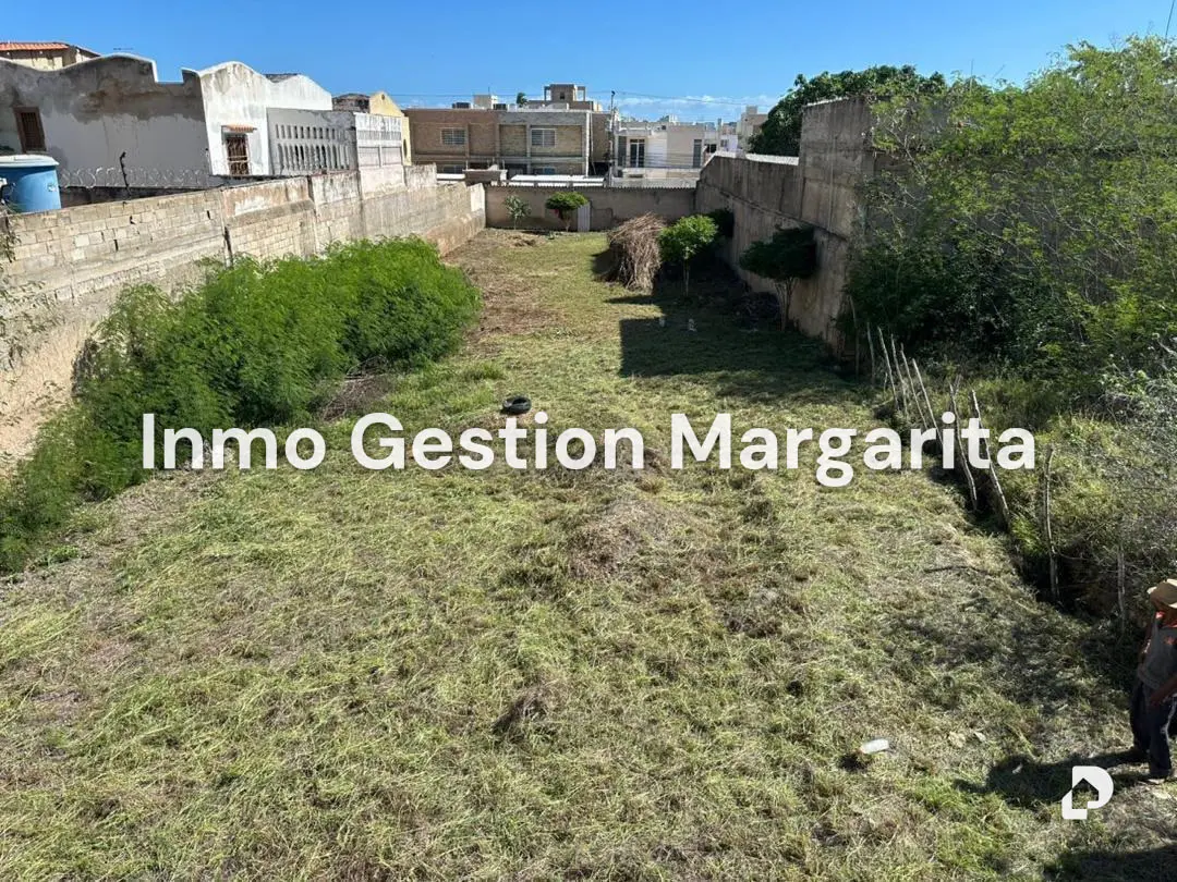 Terreno en Urbanización Costa Azul, Porlamar – 3