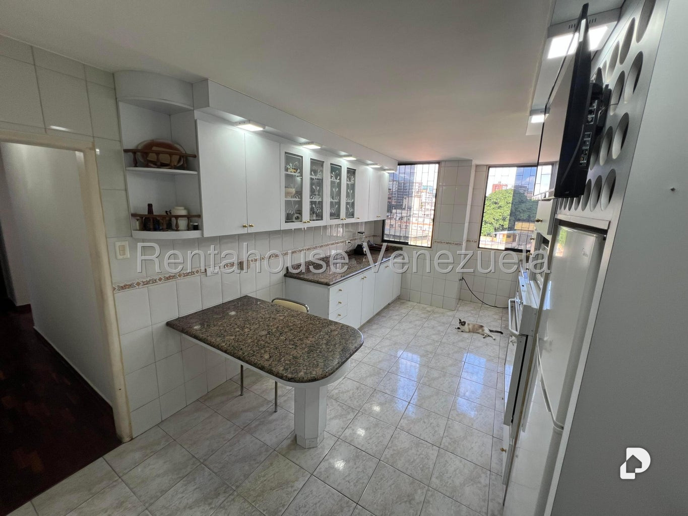 Apartamento en Bello Monte, Caracas – 16