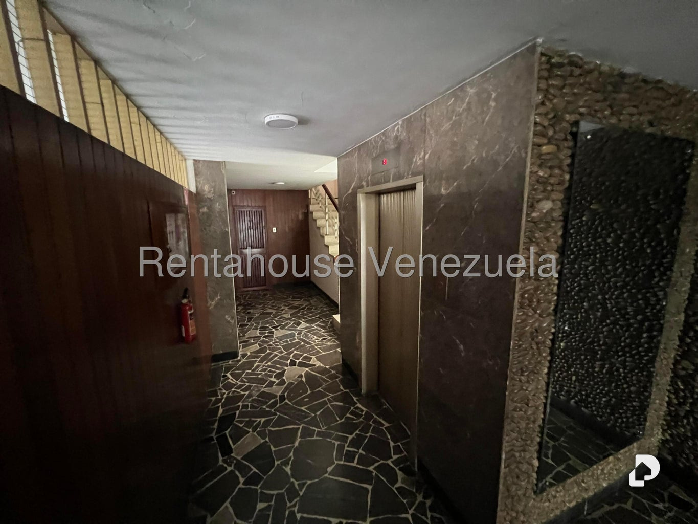 Apartamento en Bello Monte, Caracas – 2