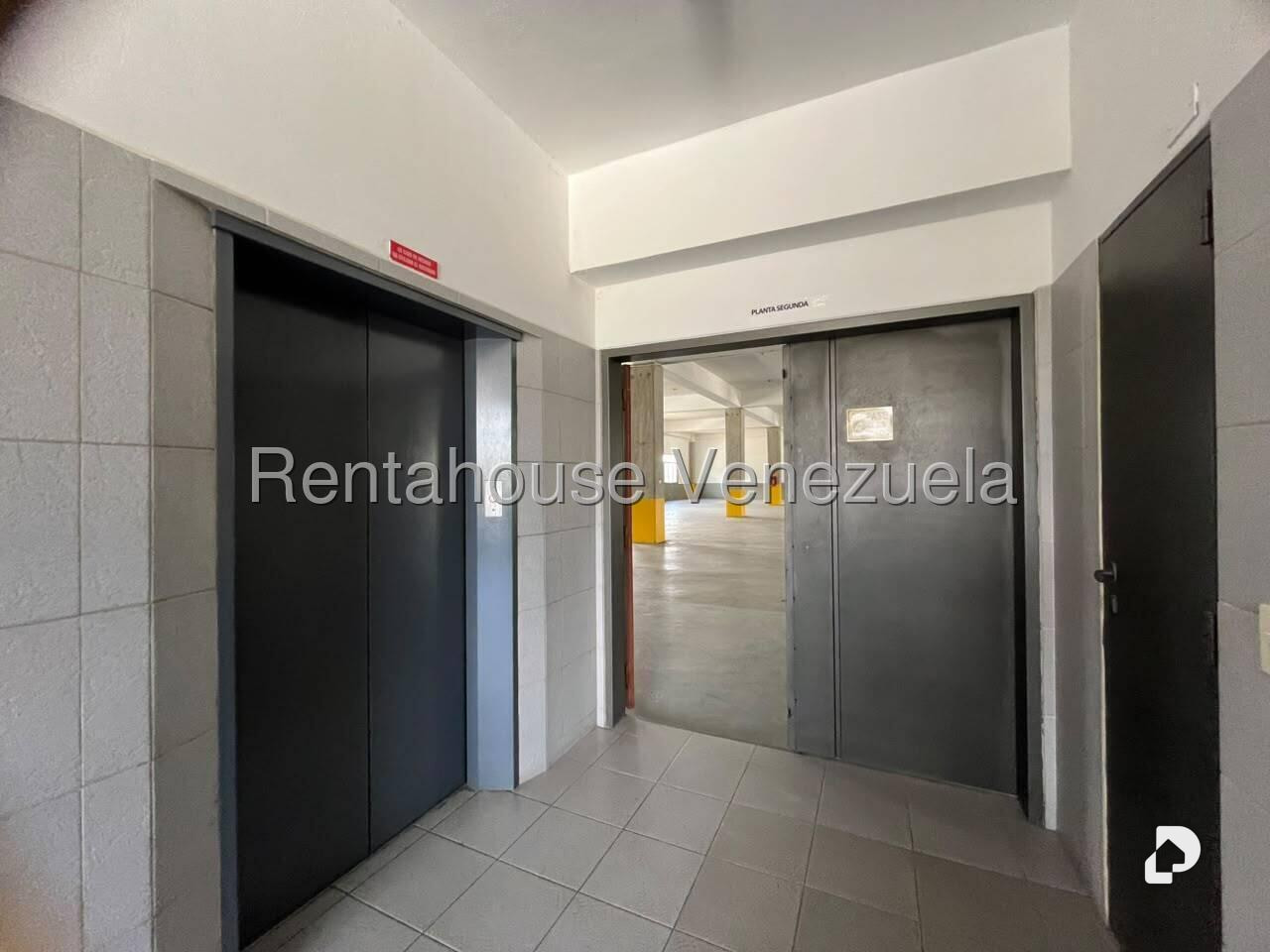 Edificio en Mariche, Caracas – 19