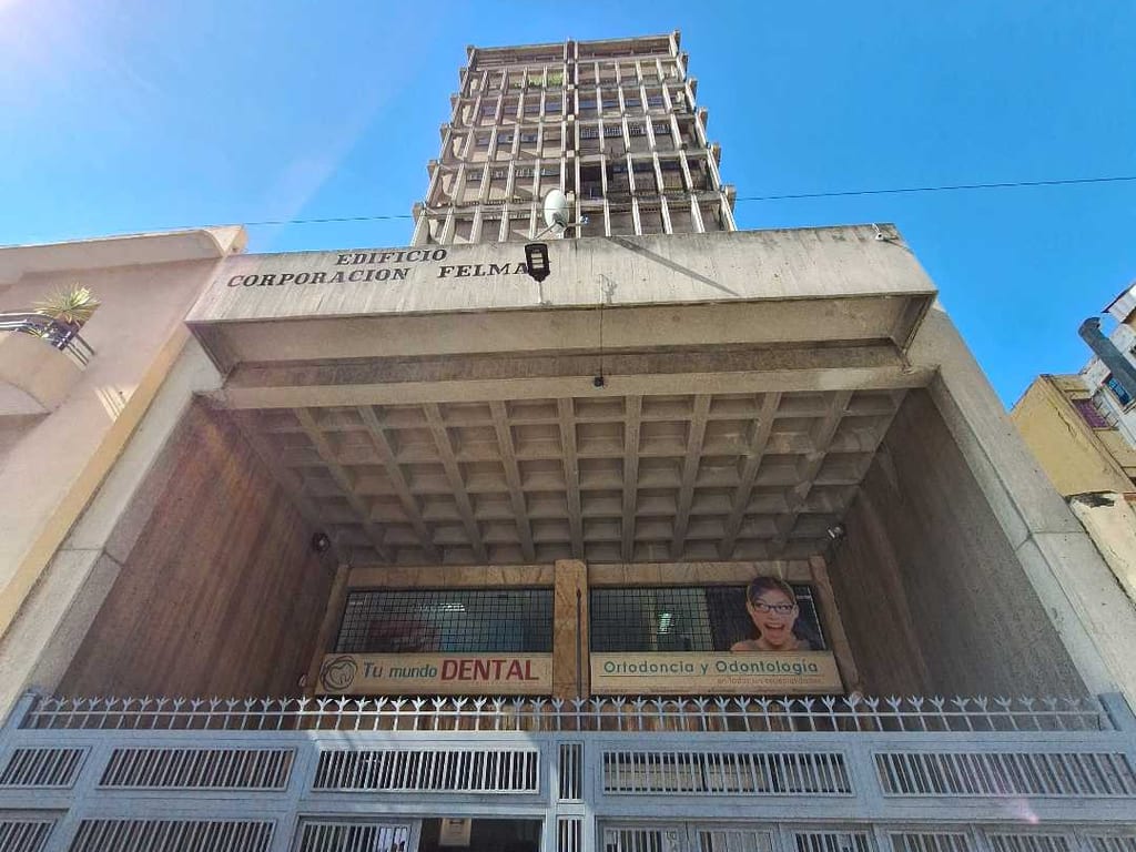 Oficina en Parque Central, Caracas - 1