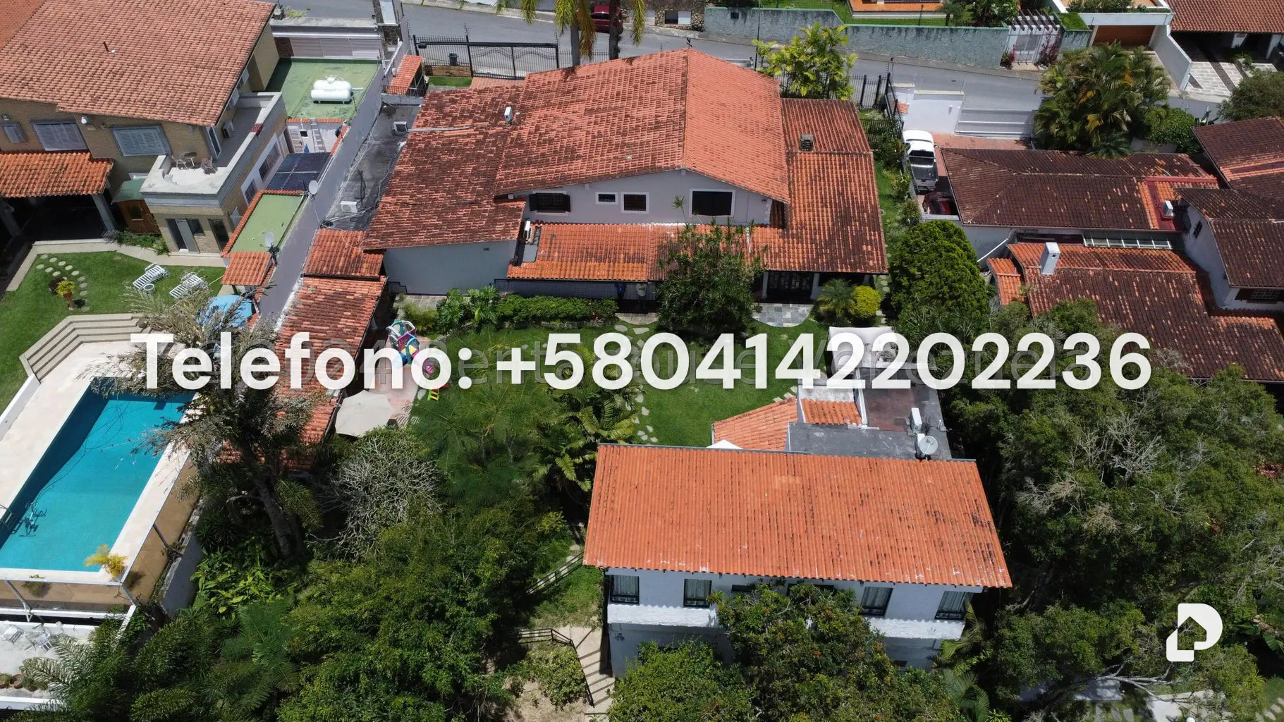 Casa en La Lagunita Country Club, Caracas – 160
