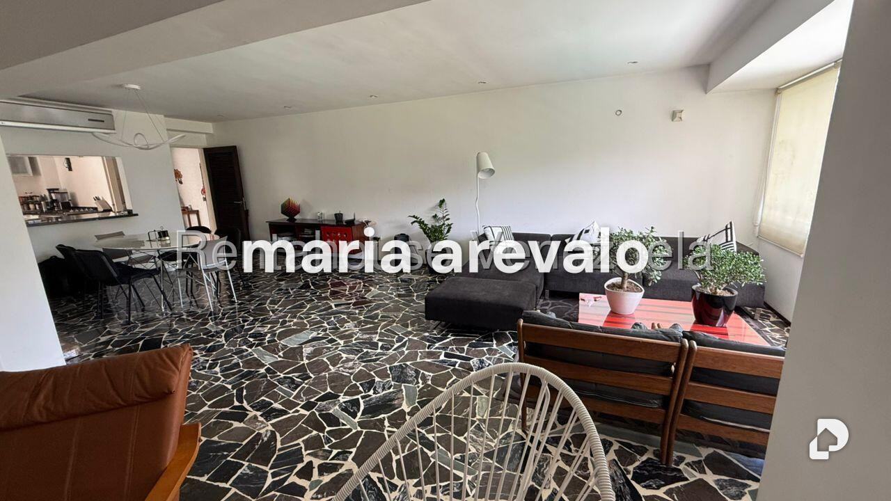 Apartamento en Campo Alegre, Caracas – 13