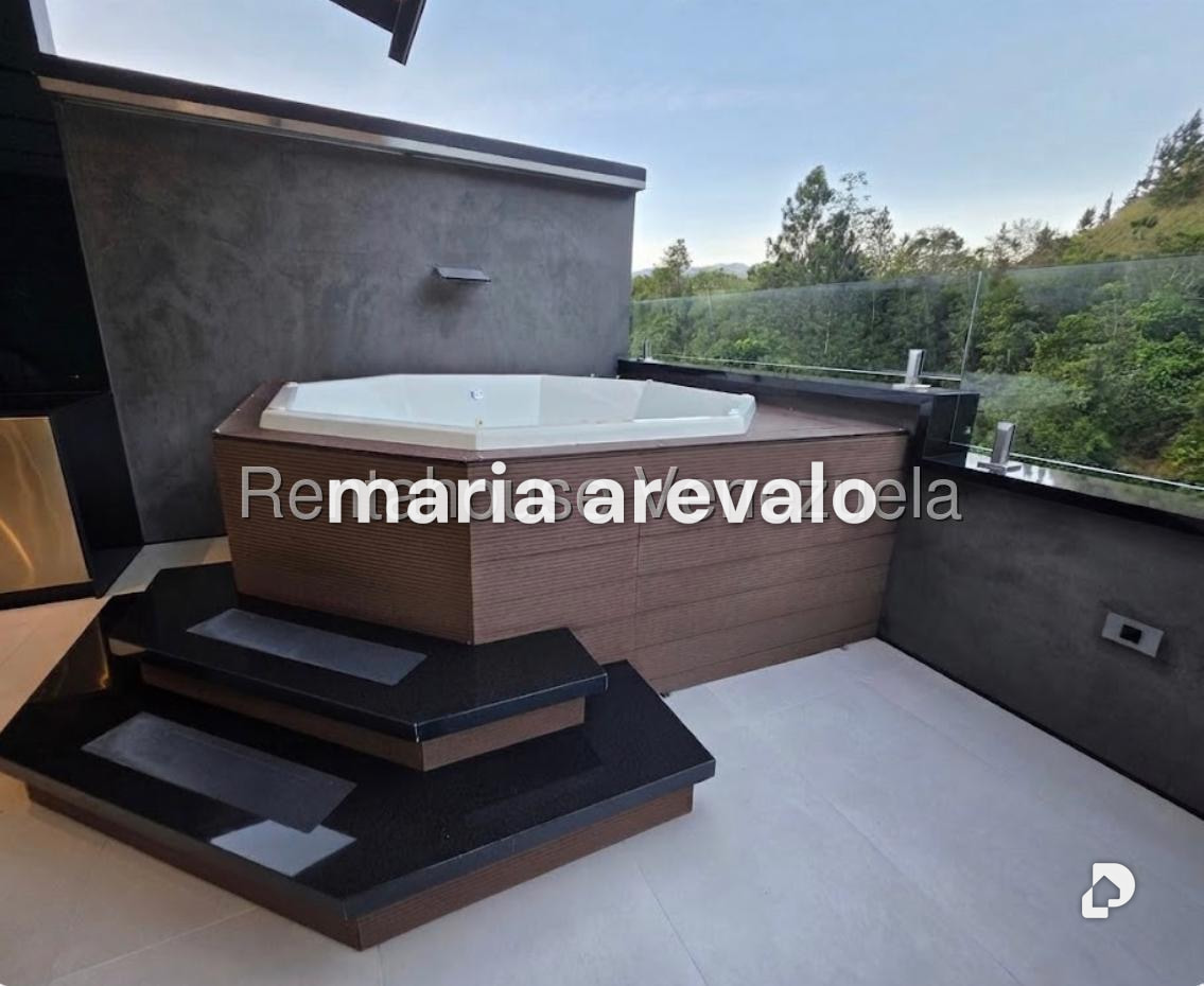 Apartment in Lomas de La Lagunita, Caracas – 27