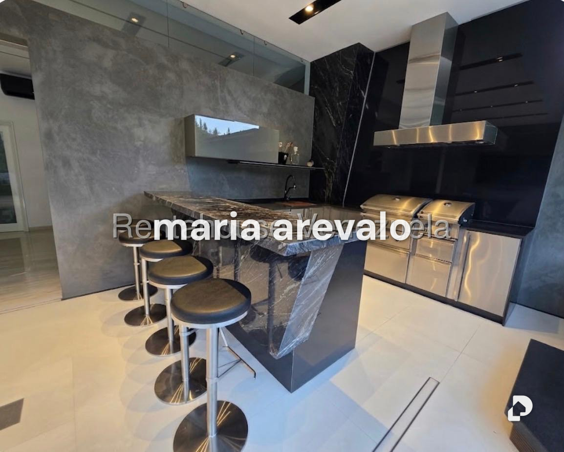 Apartment in Lomas de La Lagunita, Caracas – 26