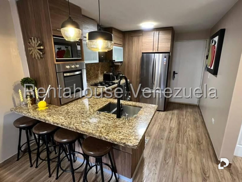 Apartamento en Los Naranjos Humboldt, Caracas – 3