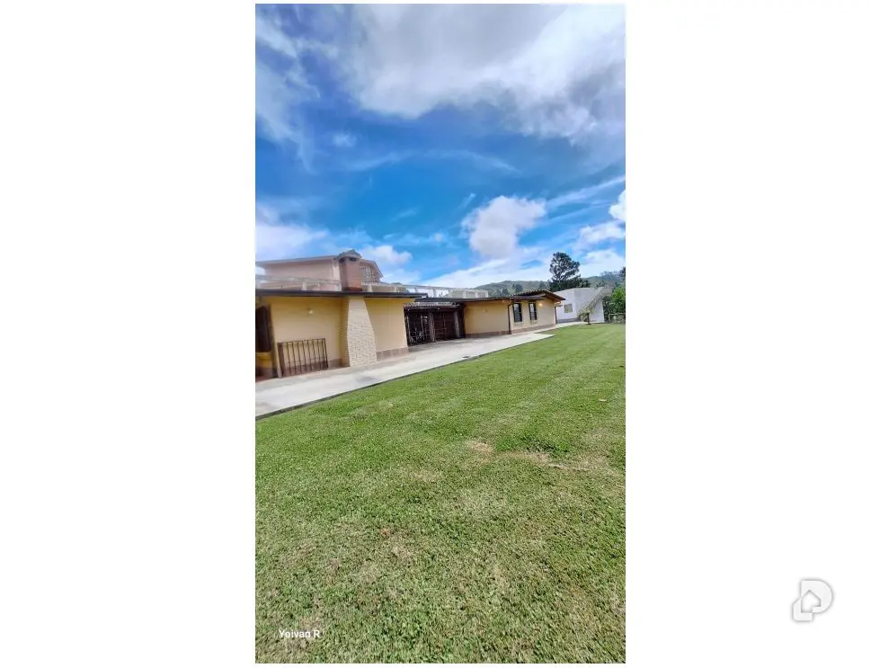 Casa en Club de Campo, Altos Mirandinos – 31