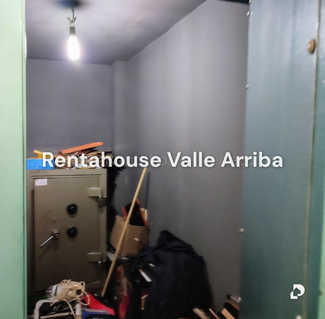 Local comercial en Centro, Caracas – 19