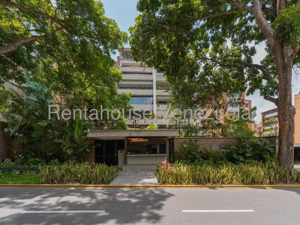 Apartment in Campo Alegre, Caracas - 1