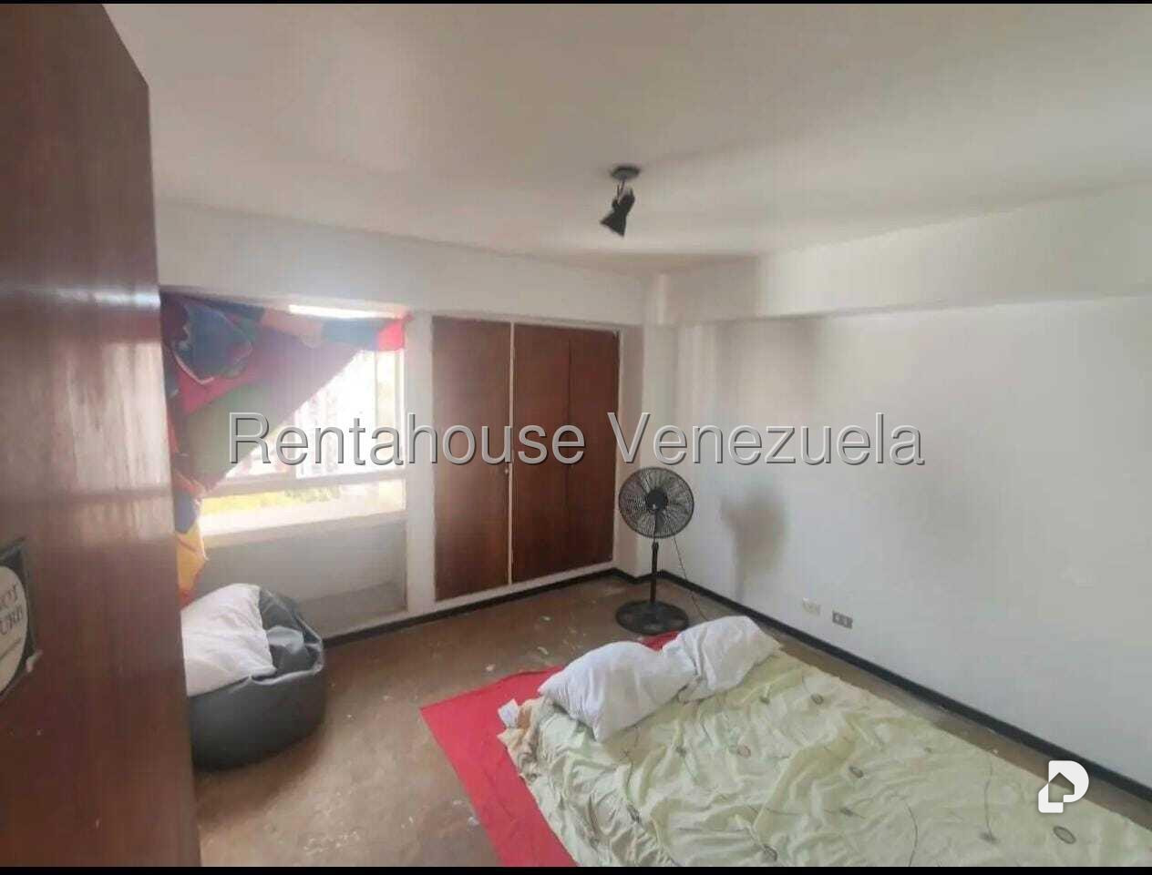Apartment in La Urbina, Caracas – 11
