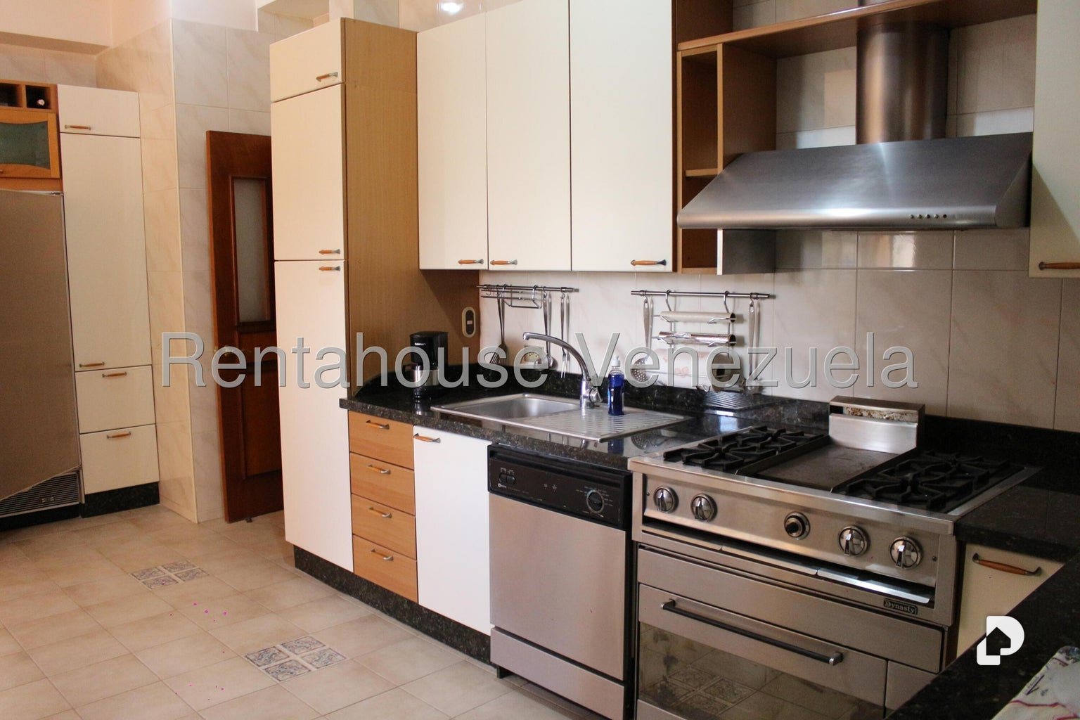 Apartamento en Los Samanes, Caracas – 24