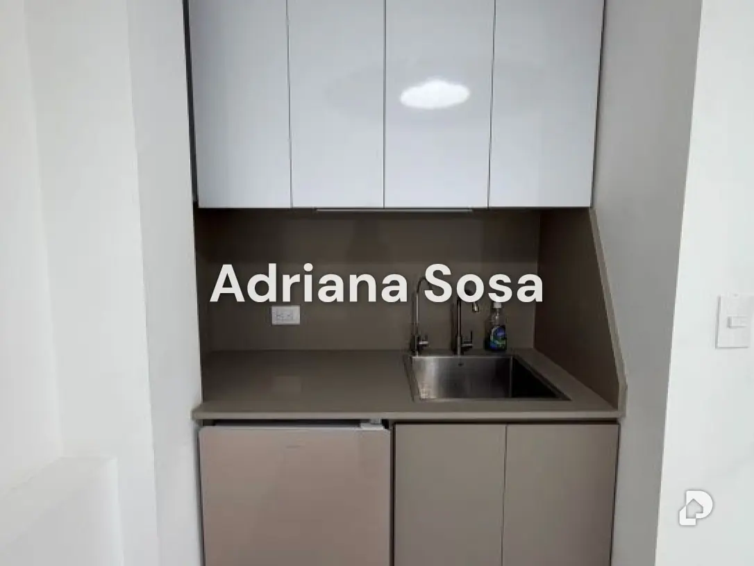 Oficina en Las Mercedes, Caracas – 6