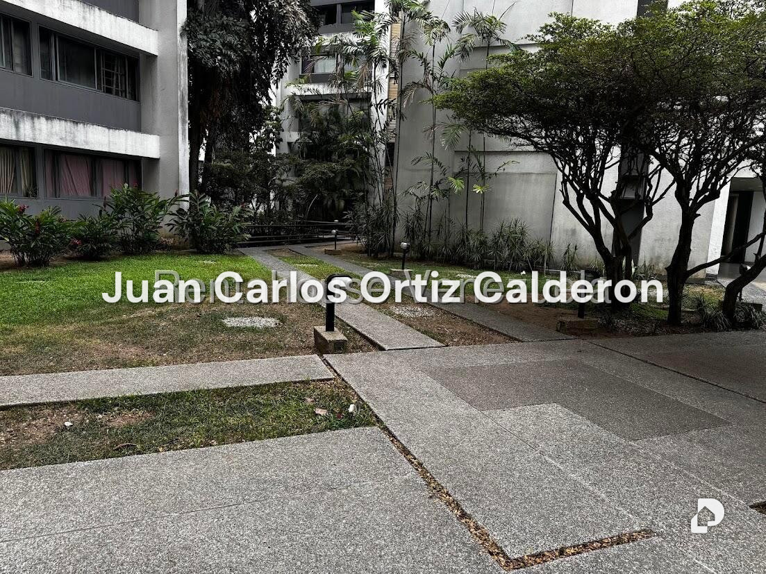 Apartamento en Los Chorros, Caracas – 18