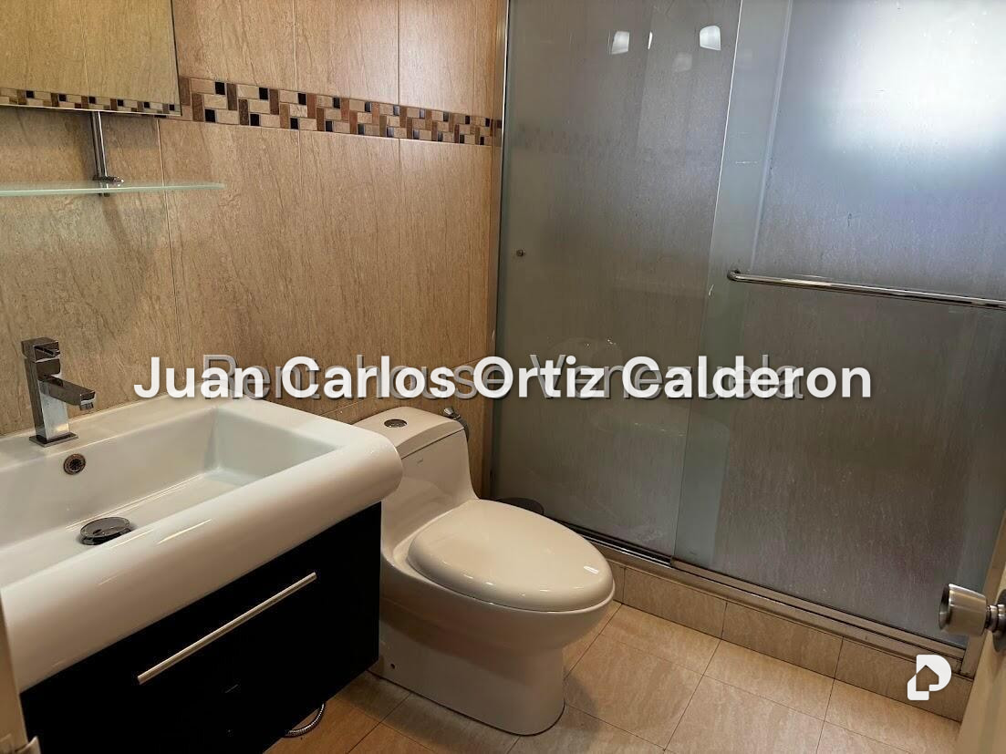 Apartamento en Los Chorros, Caracas – 17