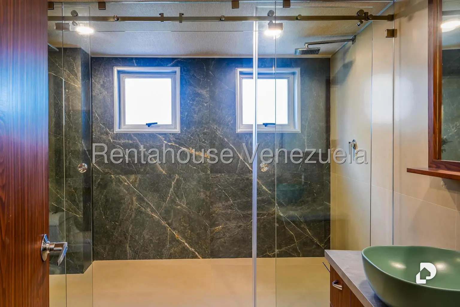 Apartamento en Las Mesetas de Santa Rosa de Lima, Caracas