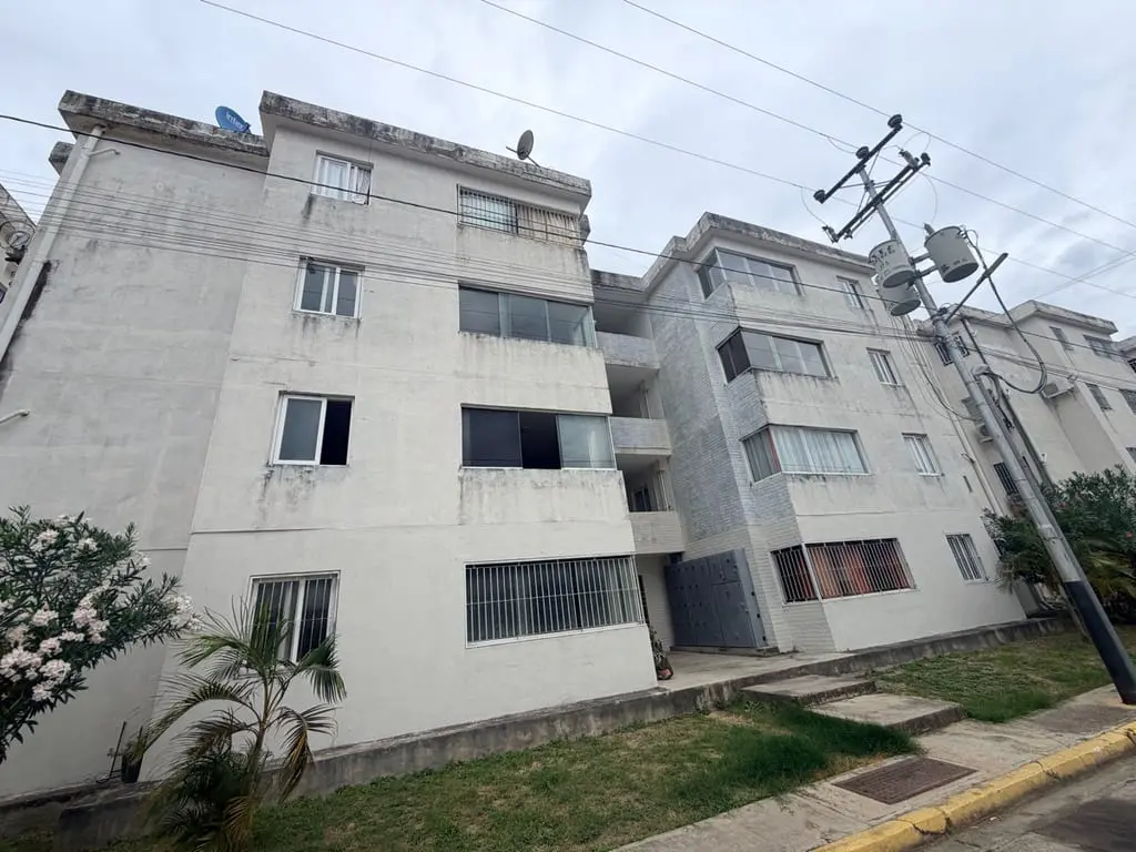 Apartamento en Res. Vista Verde, Cabudare - 1