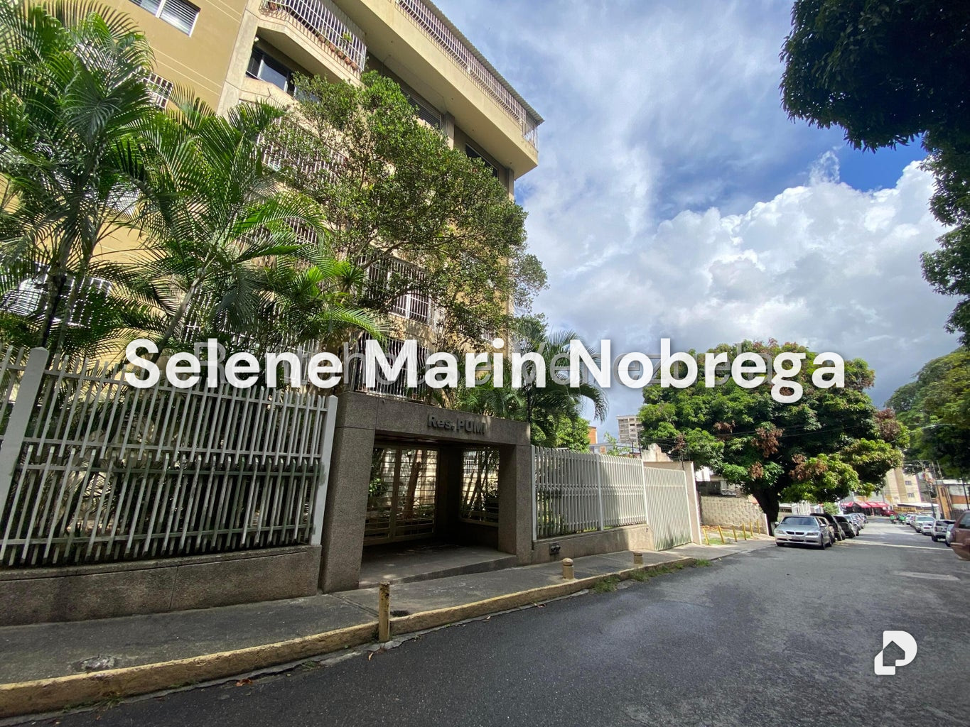 Apartamento en Los Palos Grandes, Caracas – 29