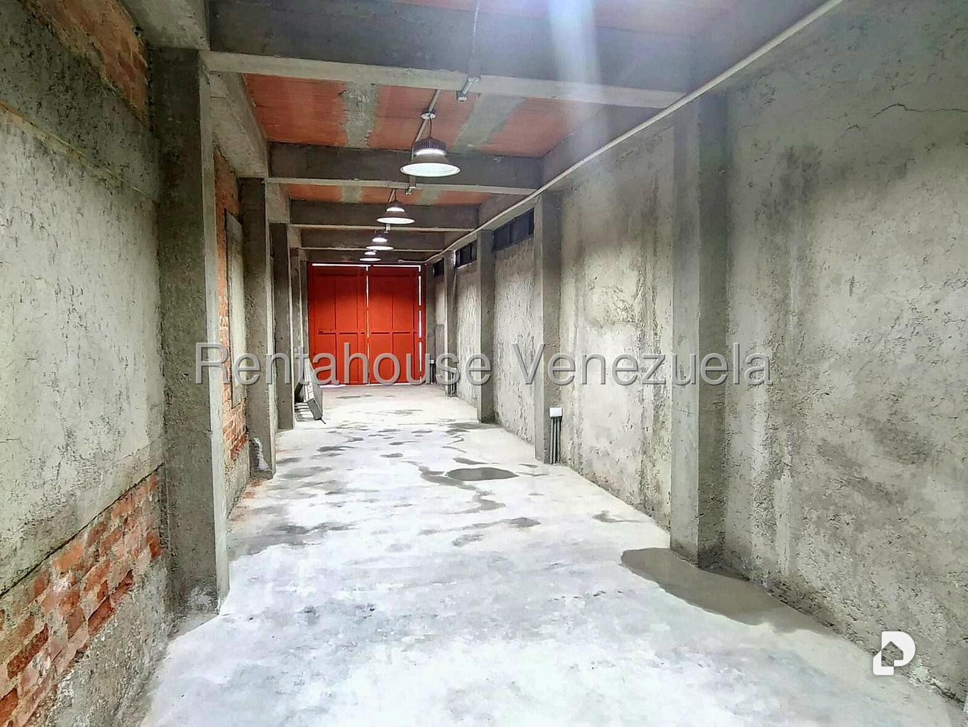 Local comercial en El Paraíso, Caracas – 22