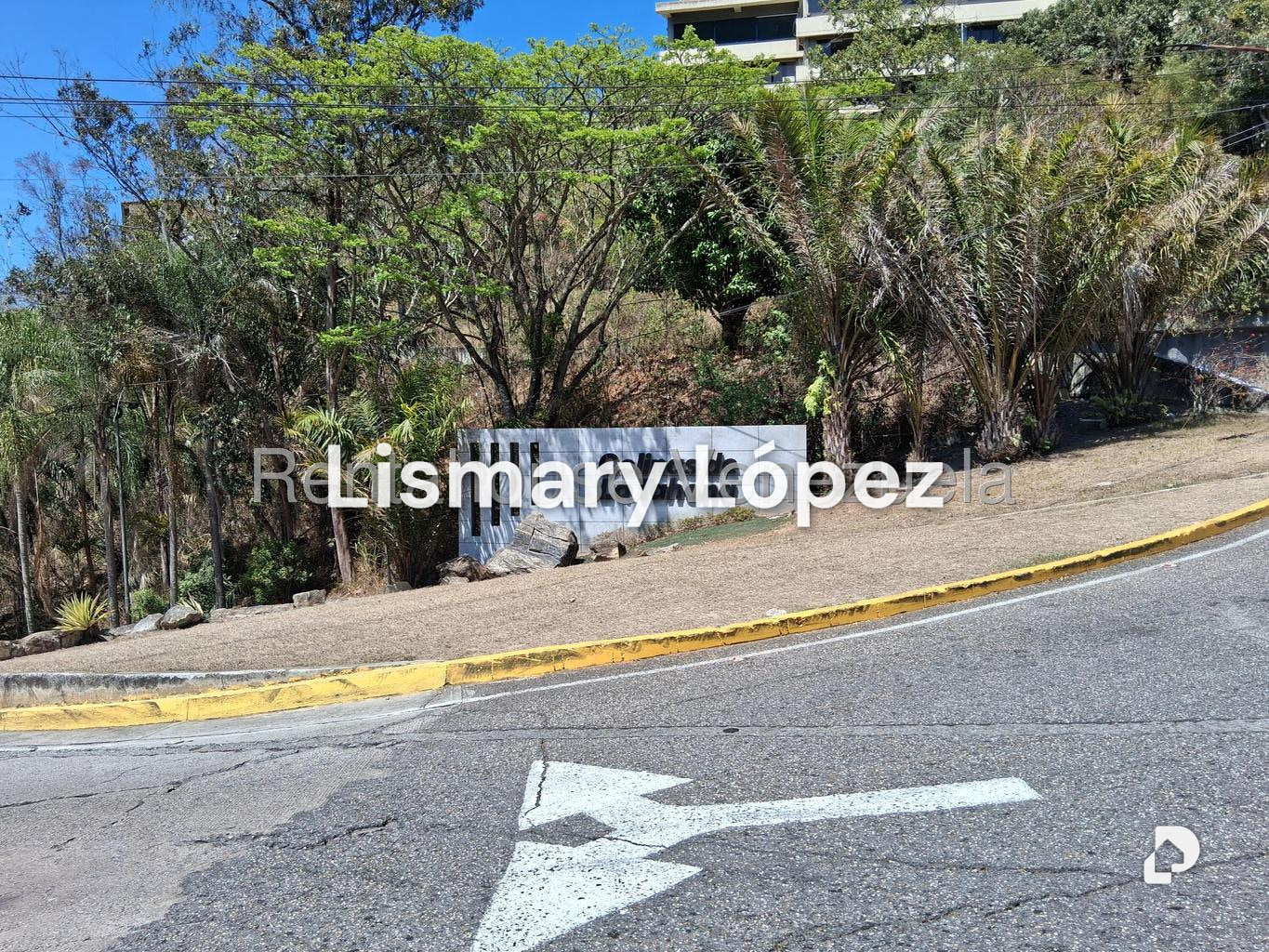 Apartamento en Colinas de La Tahona, Caracas – 2