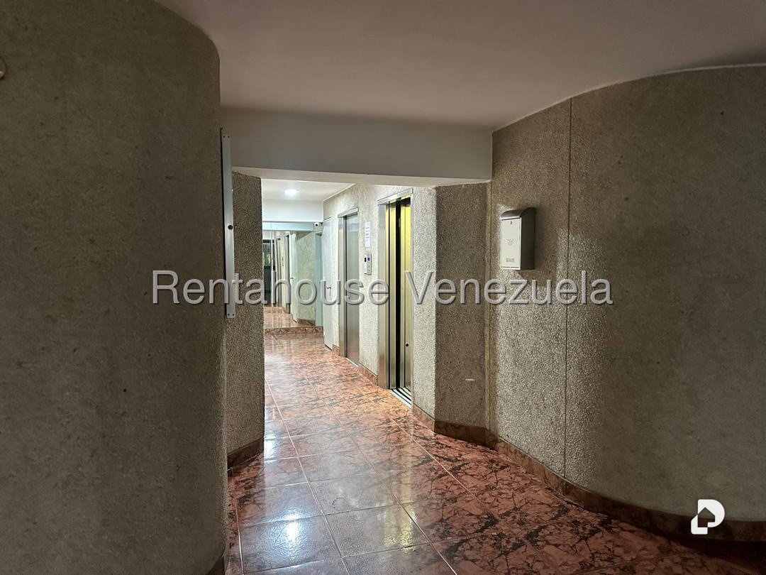 Apartamento en Valle Abajo, Caracas – 2