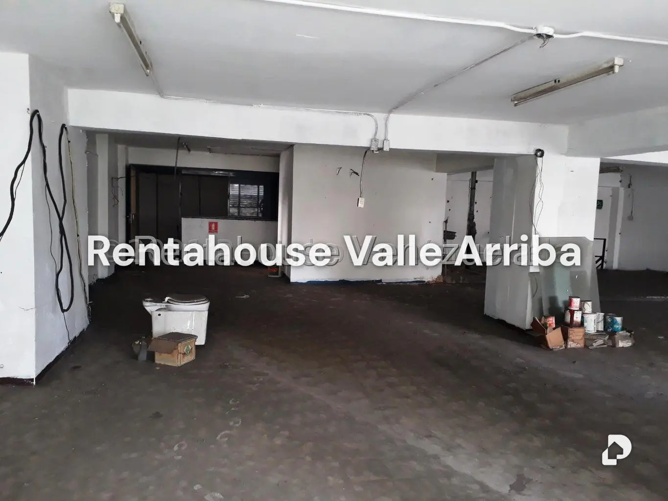 Local comercial en El Paraíso, Caracas – 20