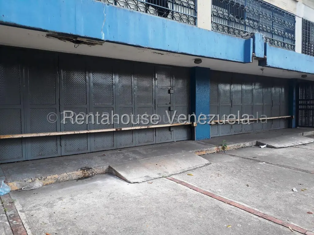 Commercial space in El Paraíso, Caracas - 1