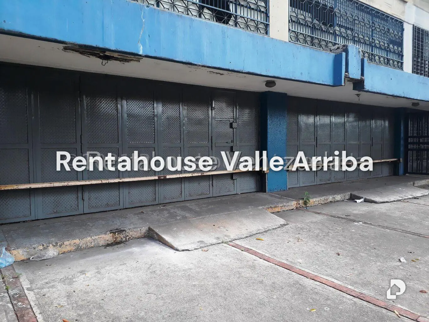 Local comercial en El Paraíso, Caracas – 1
