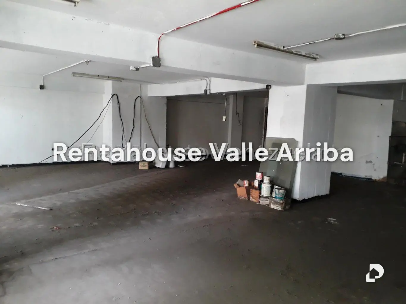 Local comercial en El Paraíso, Caracas – 22