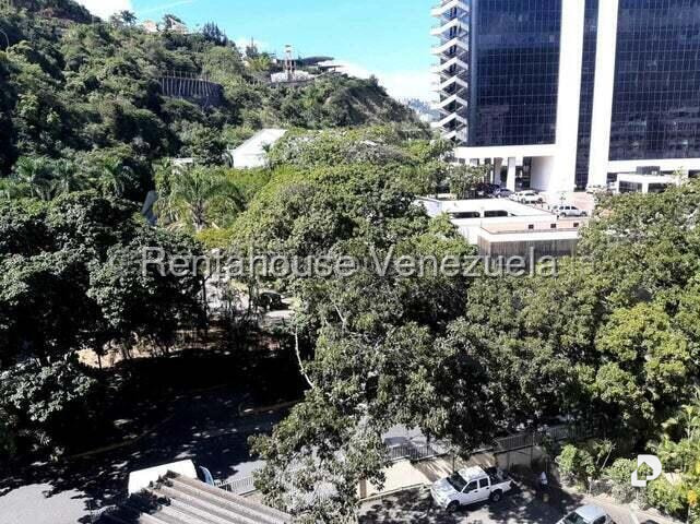 Apartamento en Chuao, Caracas – 11