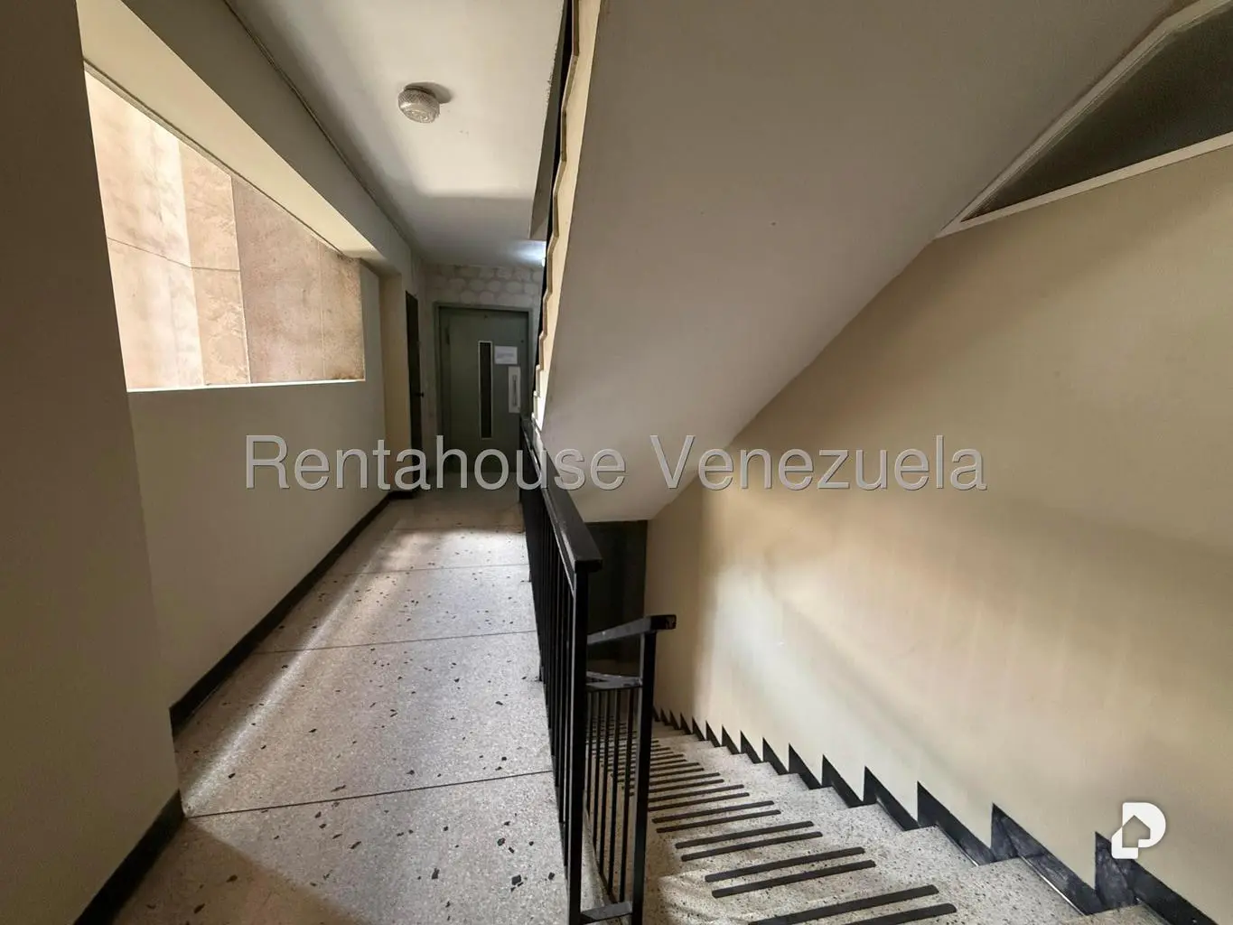 Apartamento en La Candelaria, Caracas – 35