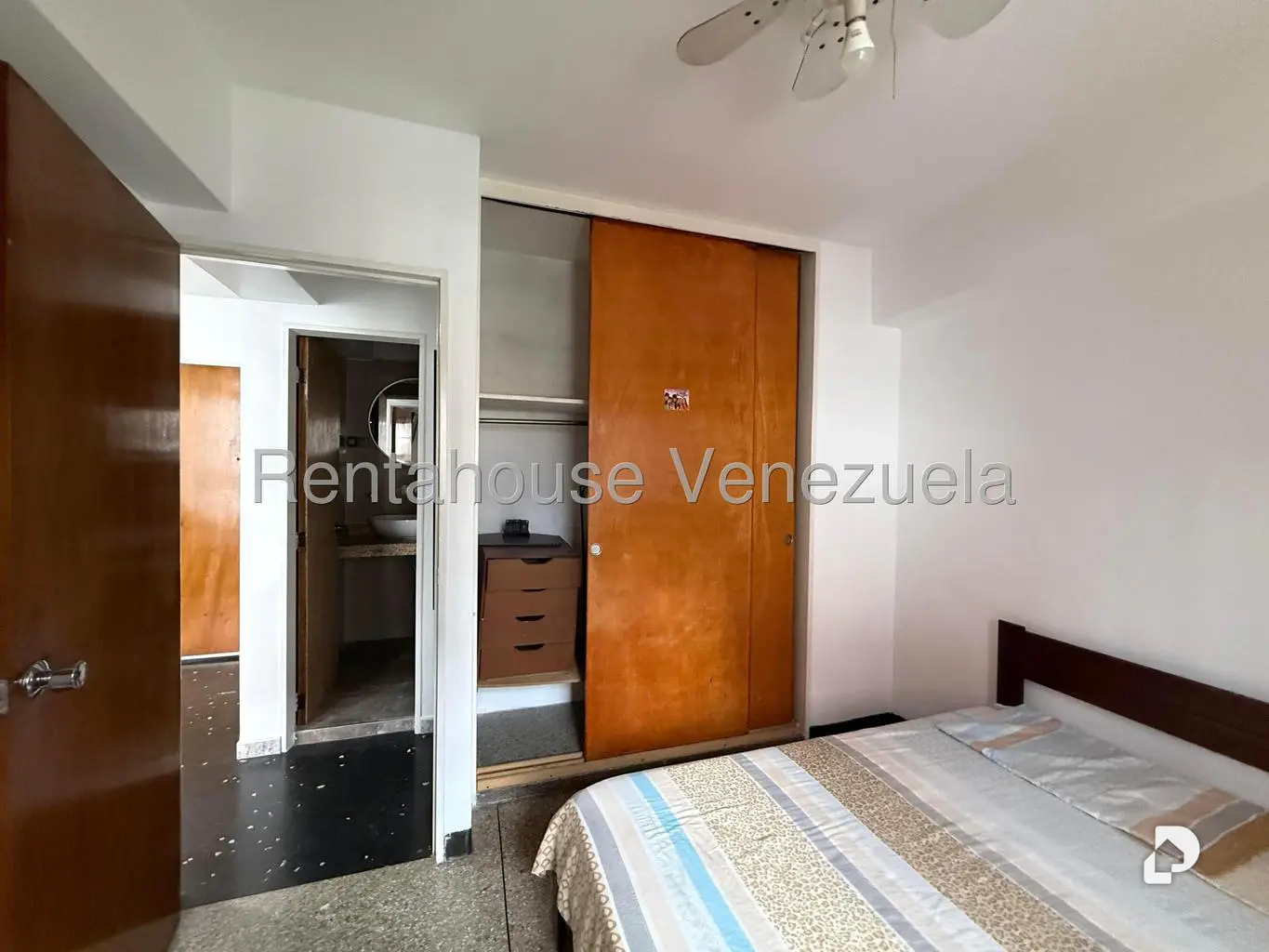 Apartamento en La Candelaria, Caracas – 24