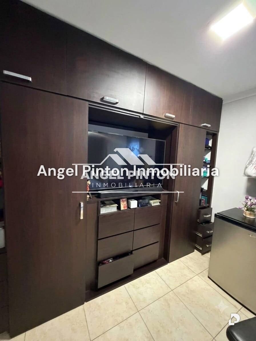 Casa en Avenida Fuerzas Armadas, Maracaibo – 16