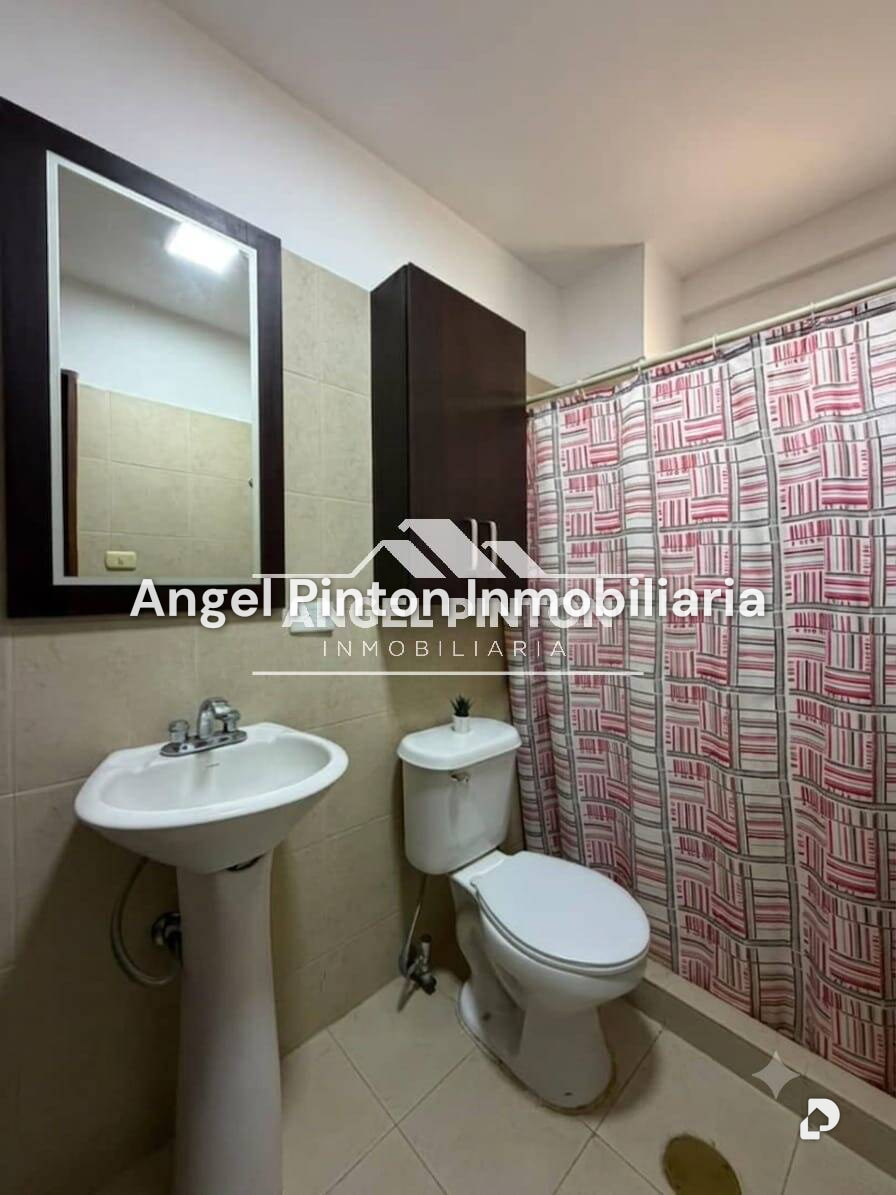Casa en Avenida Fuerzas Armadas, Maracaibo – 11