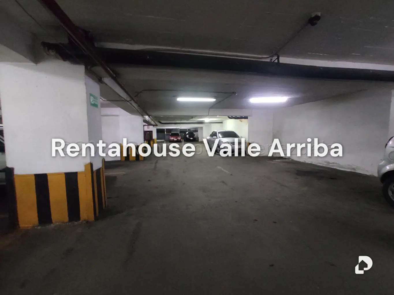 Garaje/Estacionamiento en Quinta Crespo, Caracas – 10
