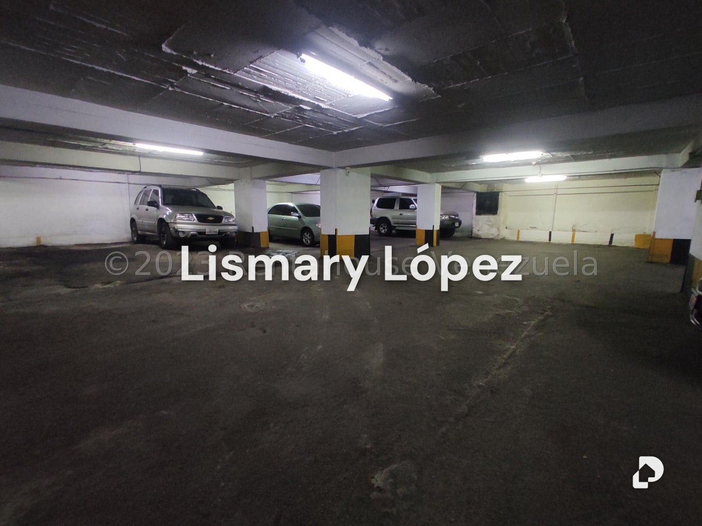 Garaje/Estacionamiento en Quinta Crespo, Caracas – 5
