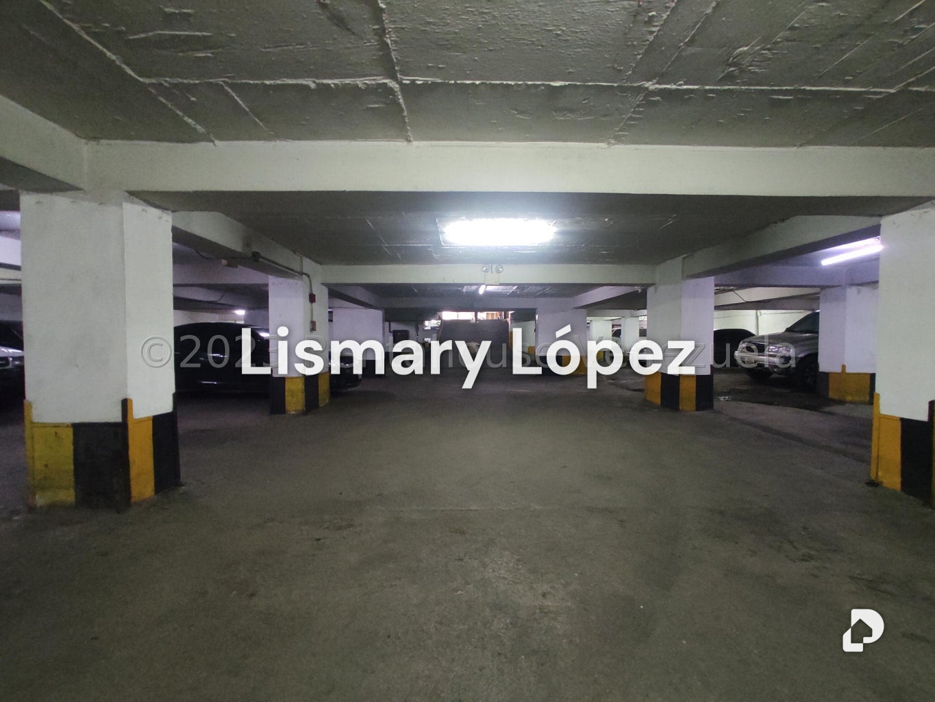 Garaje/Estacionamiento en Quinta Crespo, Caracas – 8