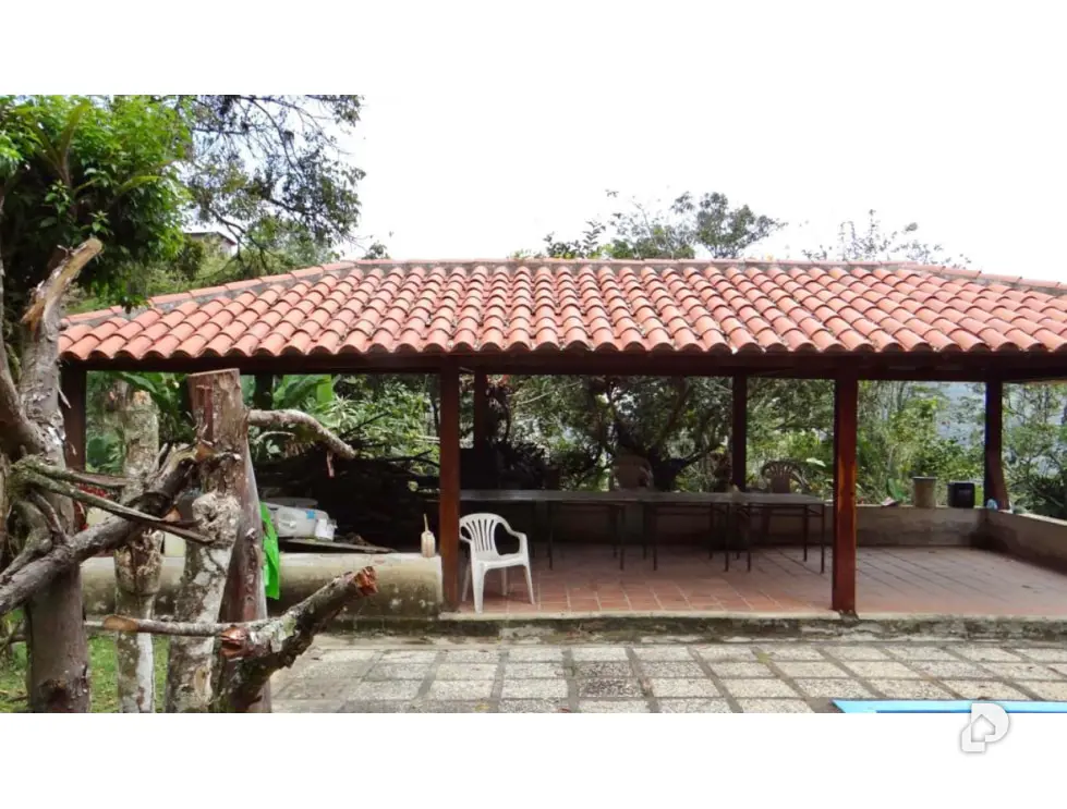 House in Los Teques – 4