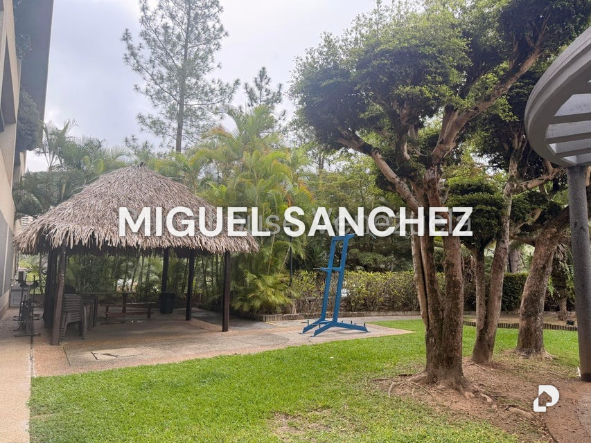 Penthouse en La Esmeralda, Caracas – 2