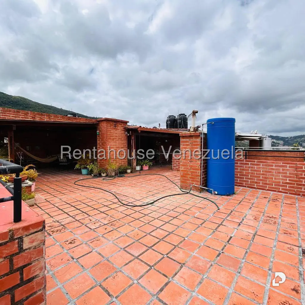 Apartamento en Las Esmeraldas, Caracas – 11