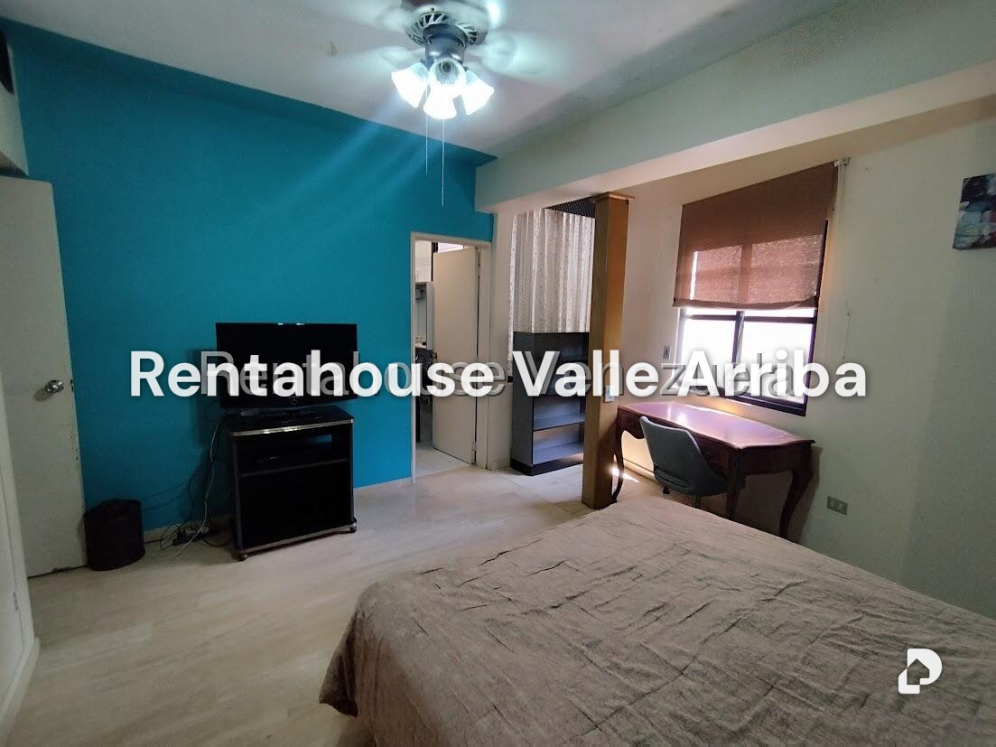 Apartamento en La Florida, Caracas – 18