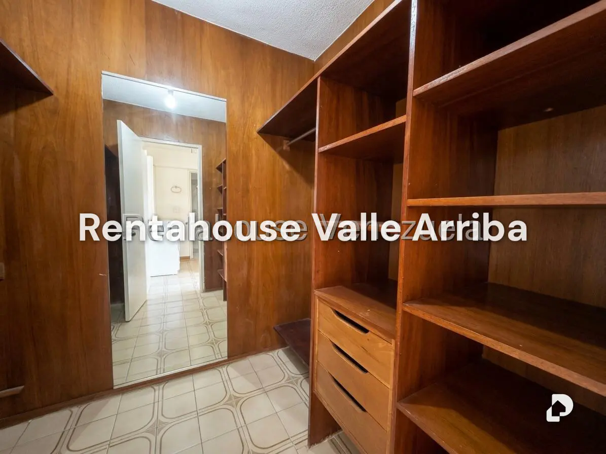 Apartamento en Lomas de Prados del Este, Caracas – 28