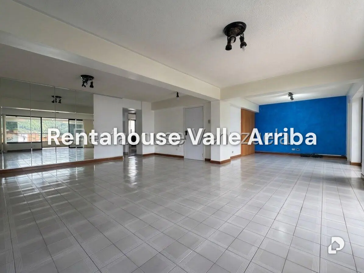 Apartamento en Lomas de Prados del Este, Caracas – 11