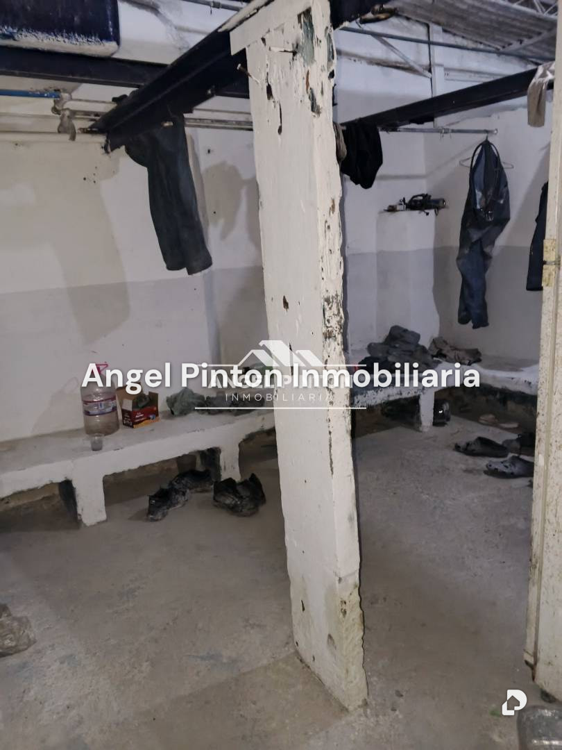 Commercial space in Altagracia, Caracas – 11