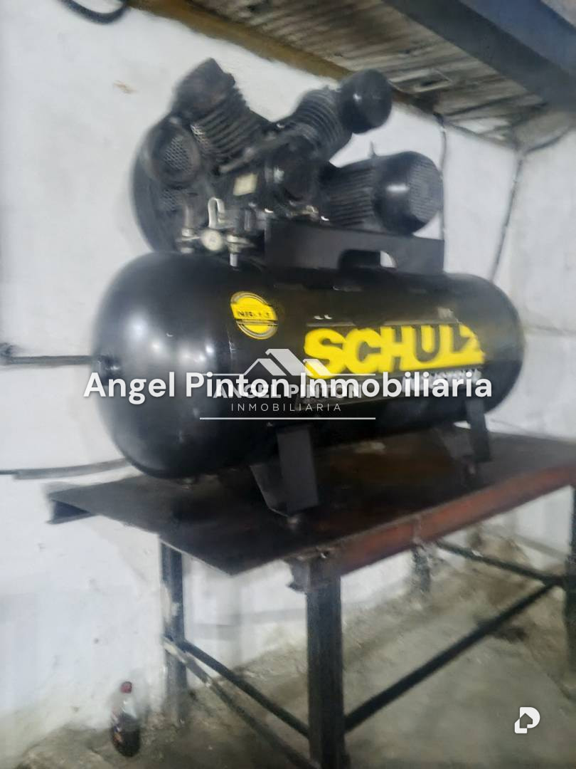 Commercial space in Altagracia, Caracas – 12