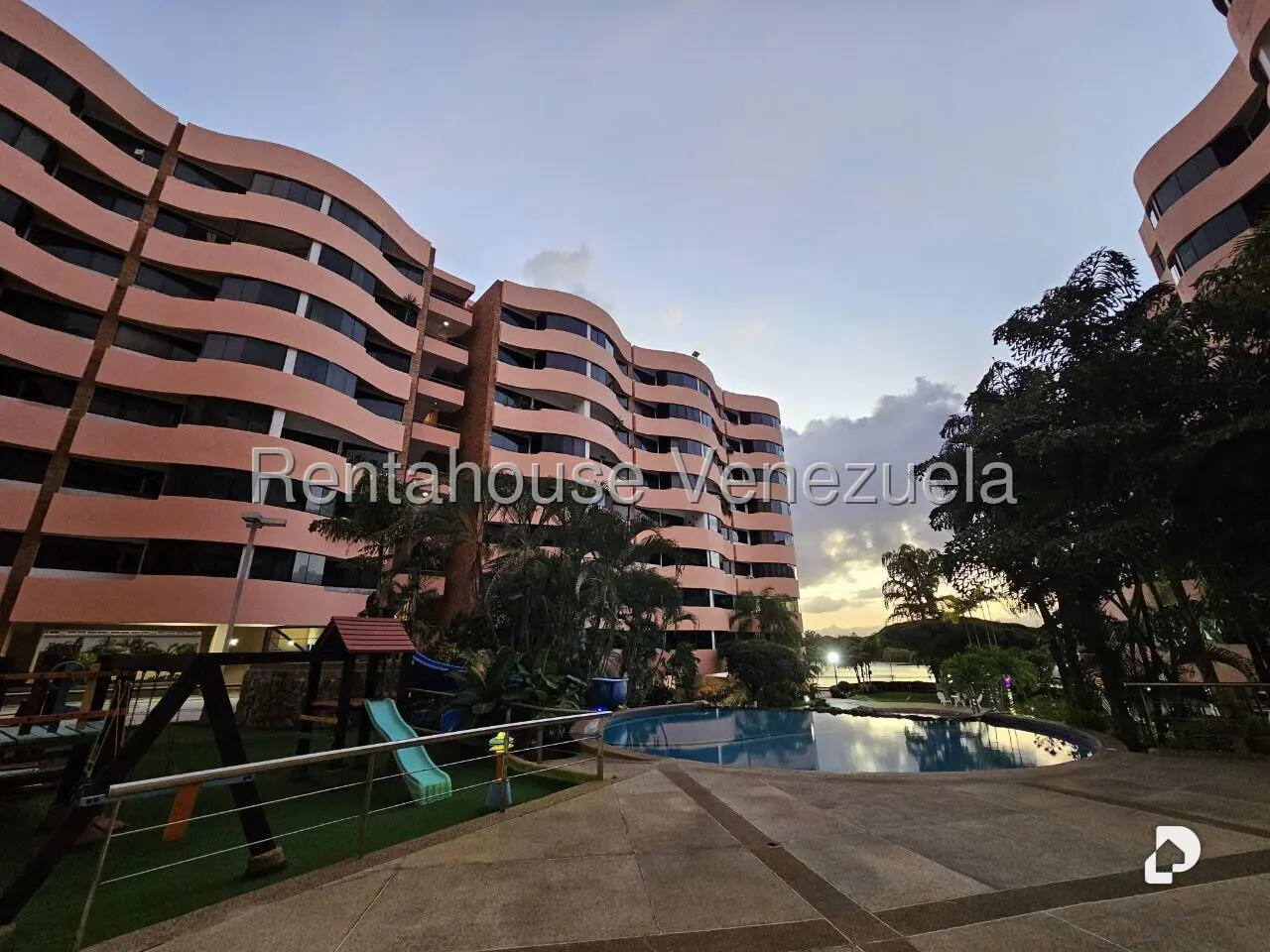 Apartamento en Puerto Encantado, Higuerote – 9