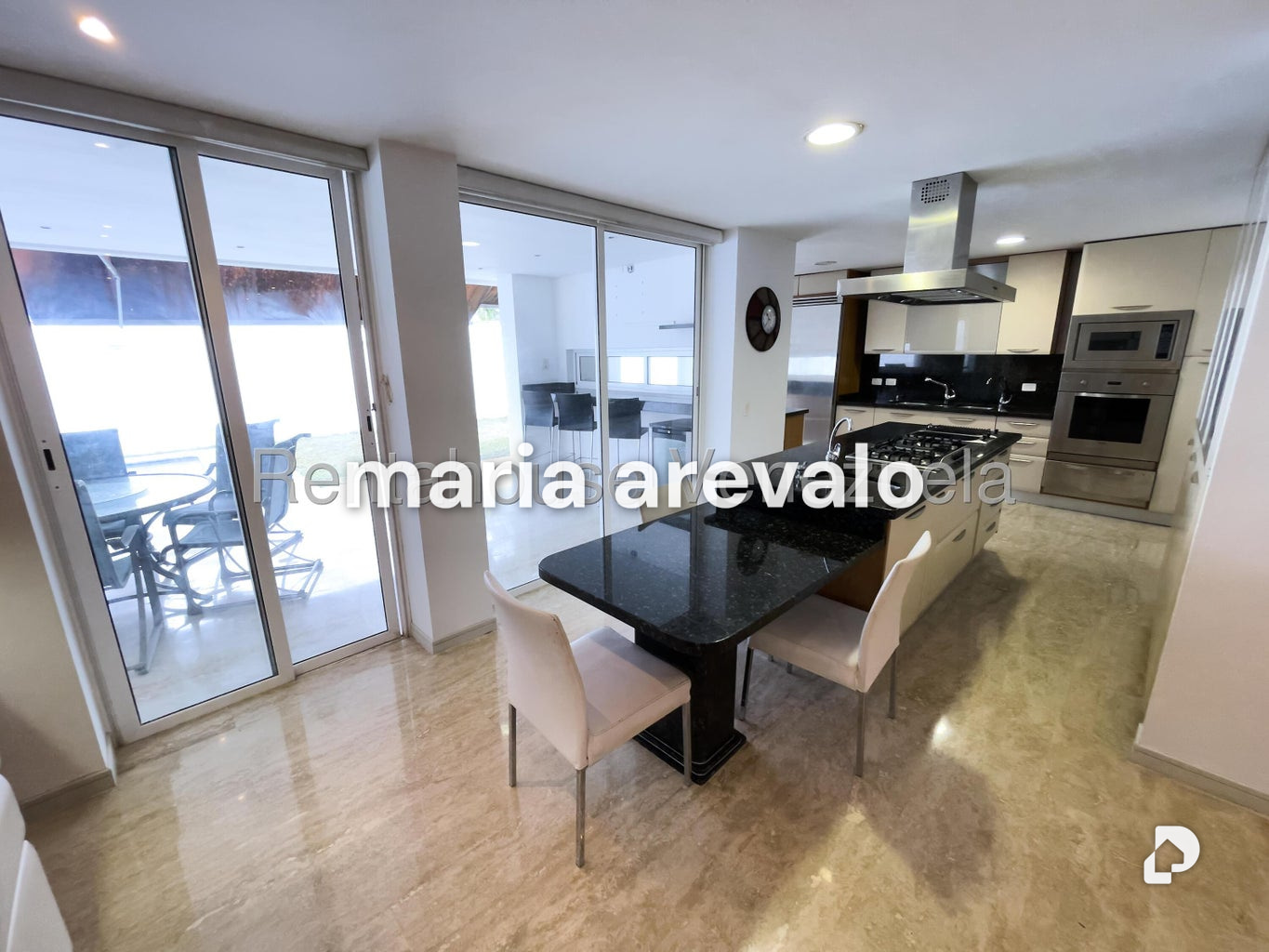Casa en Santa Paula, Caracas – 12